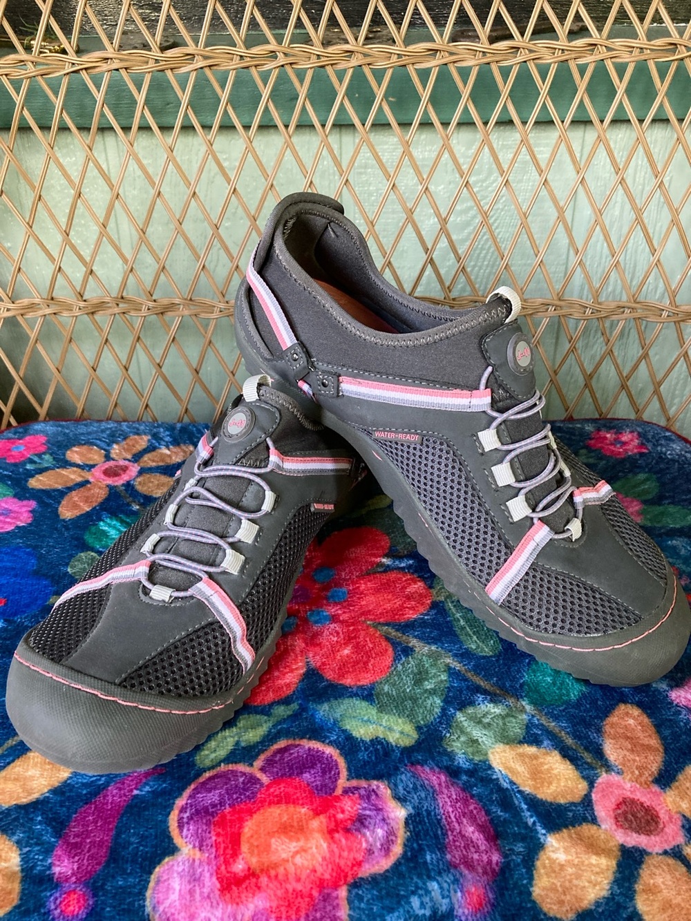 J41 Size 11 Tahoe gray and pink water ready hiking sneakers